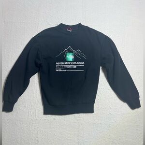 Black The North Face Women’s sweatshirt